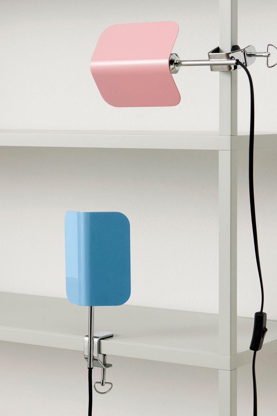 Apex Masa Lambası, 27 cm, Çelik Gövde, Döner Başlık, E14 Duy, IP20