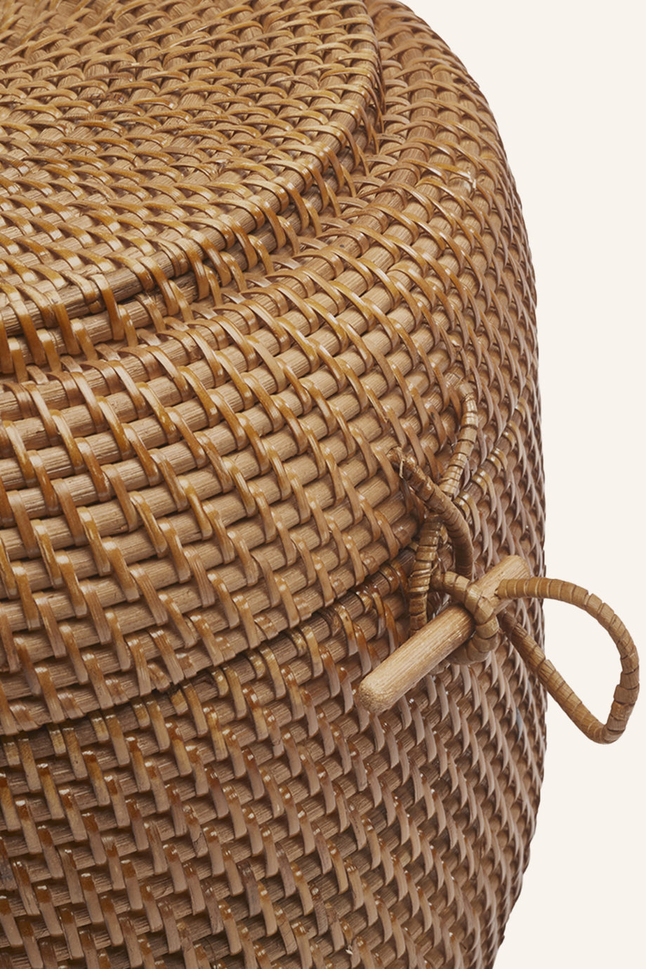 CINO Depolama Sepeti 8 L, Rattan, Kapaklı, 24 cm Yükseklik, 33 cm Çap