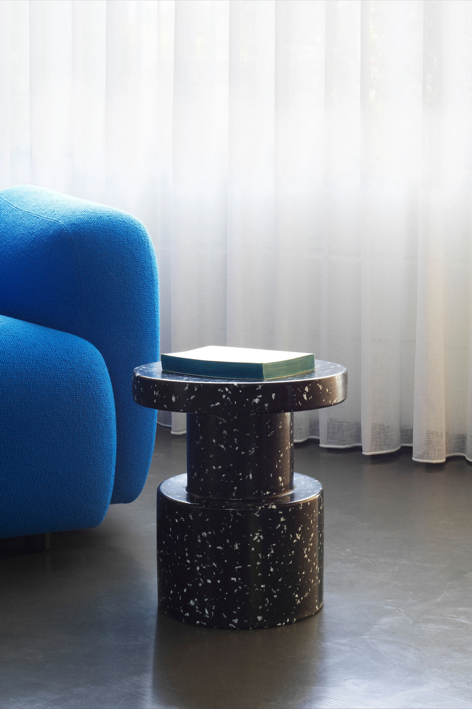 42 cm Yuvarlak Yan Sehpa Geri Dönüştürülmüş Malzeme Hocker Tasarım