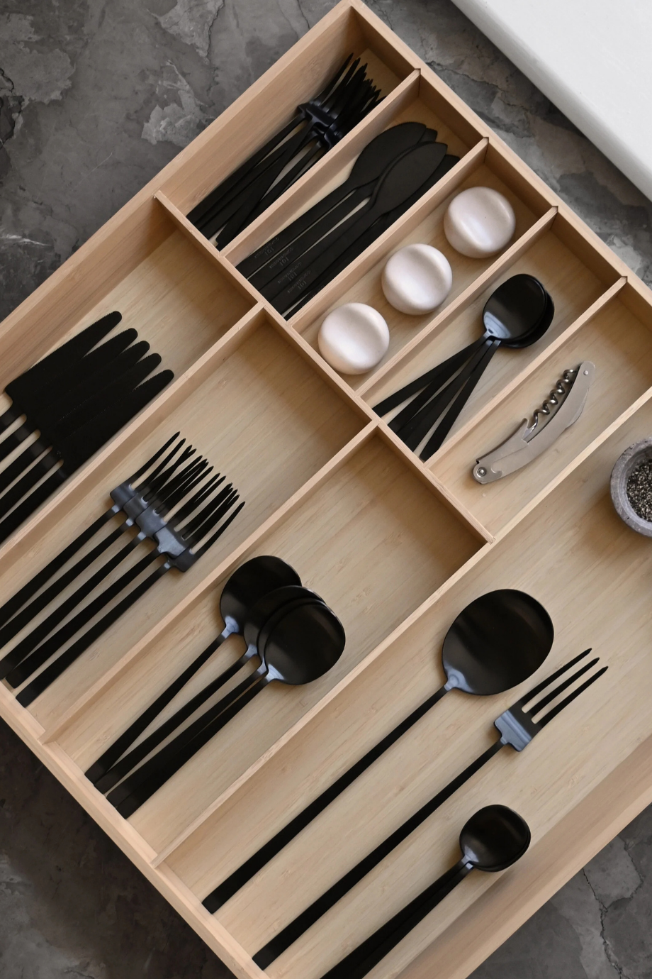 Kogei Cutlery 24 Parça Çatal Bıçak Kaşık Seti