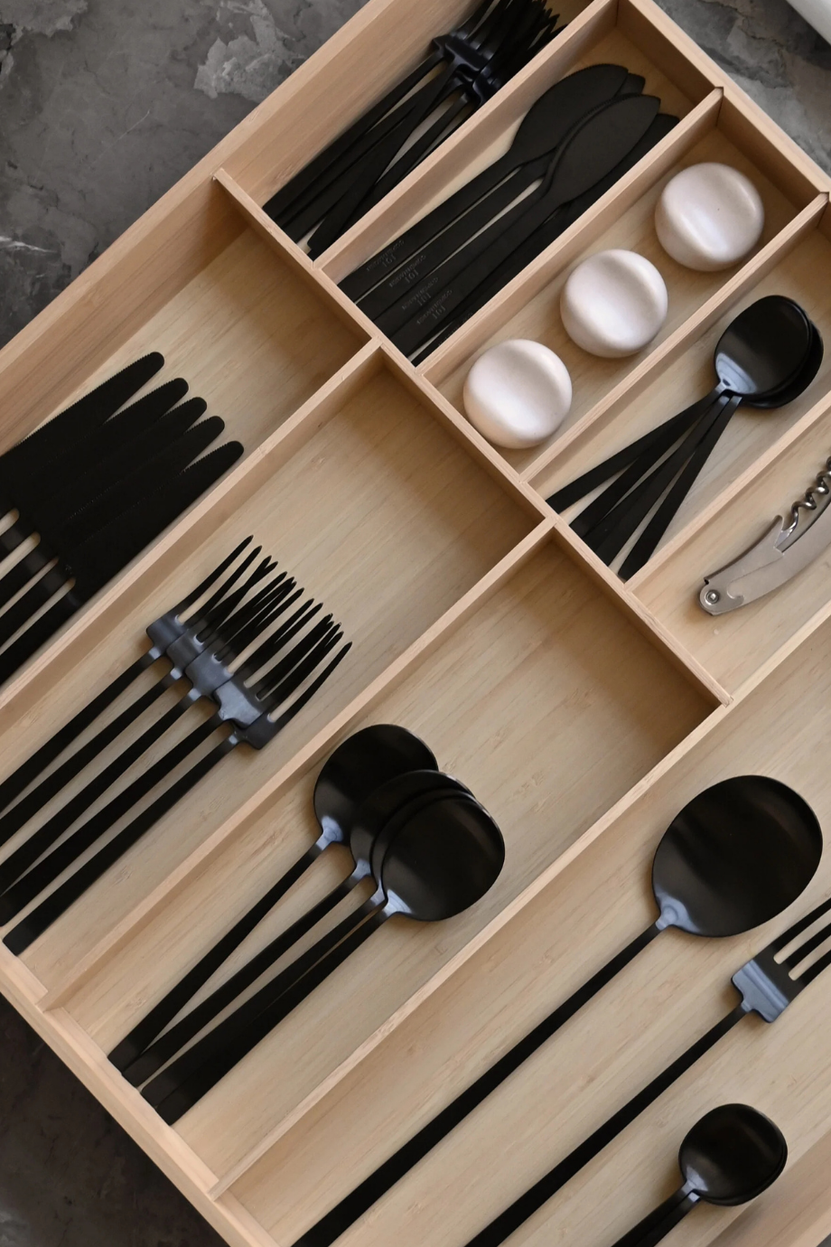 Kogei Cutlery 16 Parça Çatal Bıçak Kaşık Seti