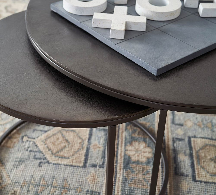 Duke Yuvarlak Metal İç İçe Geçen Sehpalar, Antik Bronz Kaplama, Minimalist Tasarım
