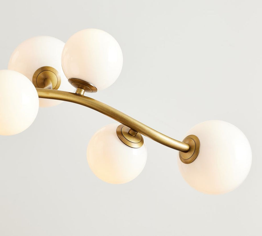 Quinn Süt Cam Avize, Vintage Altın Pirinç Kaplama ve Üfleme Süt Camı Tasarımı