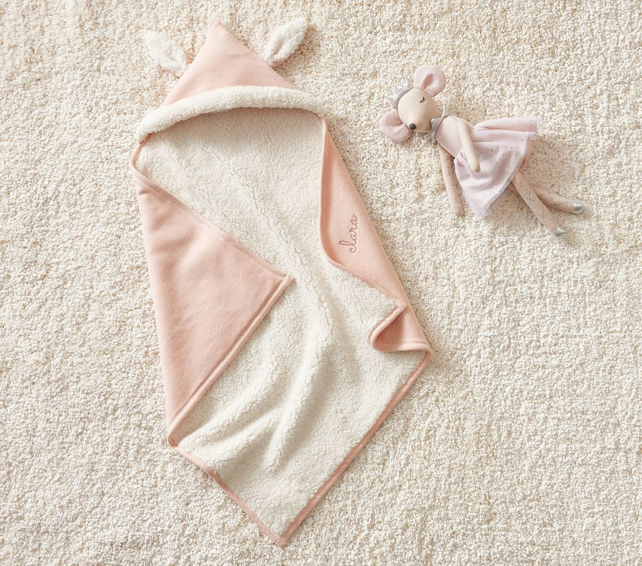 Sevimli Kazak Örgü Kapşonlu Bebek Battaniyesi, Sıcak ve Konforlu