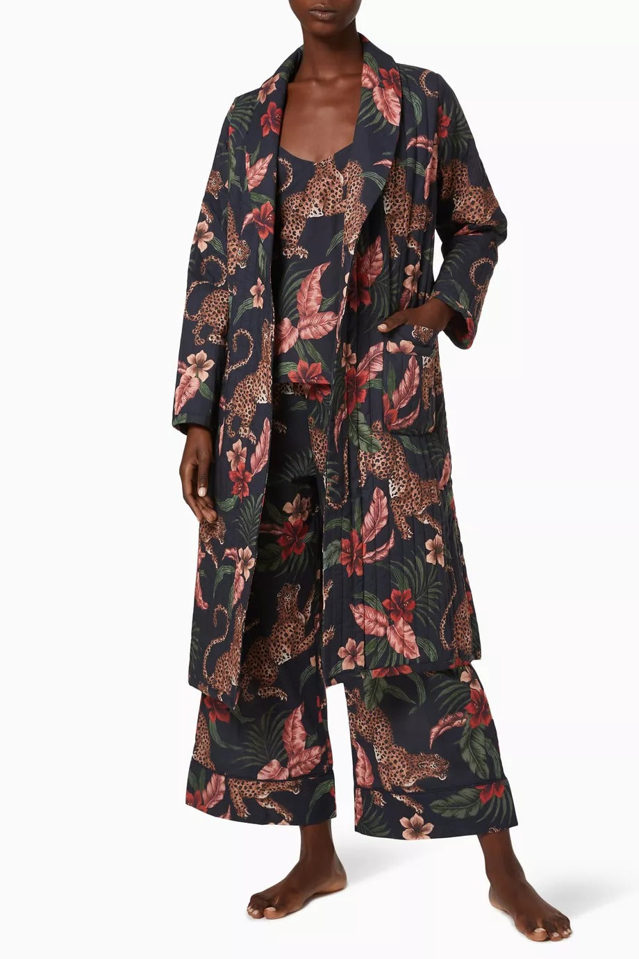 Soleia Kadın Lüks Kapitone Pamuklu Sabahlık Tropikal Leopar Desenli Şal Yaka