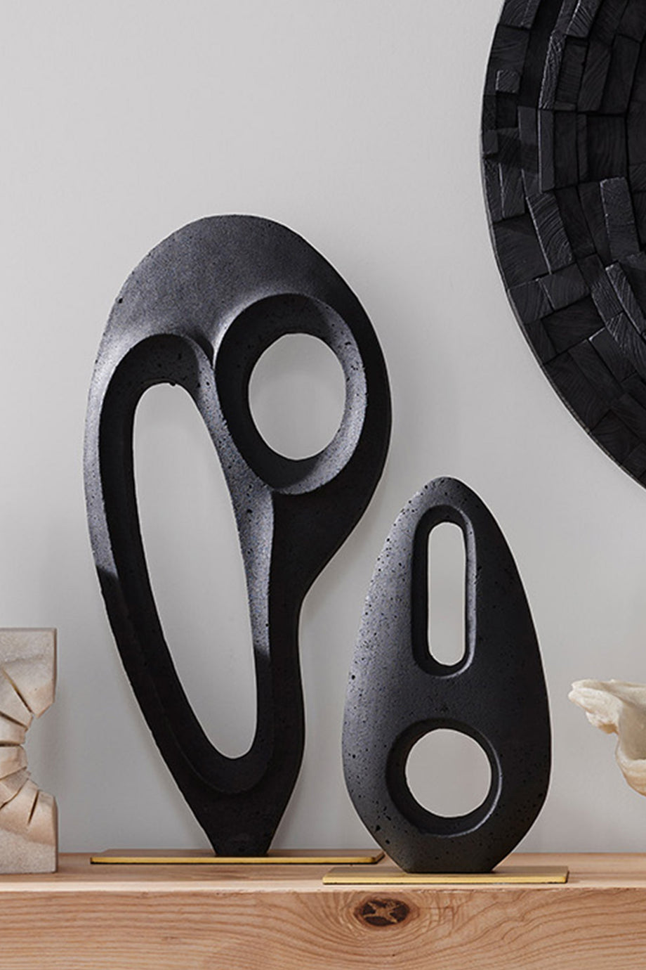 Arteriors Home Kenly Heykeli Modern Sanat İlhamlı Asimetrik Tasarım