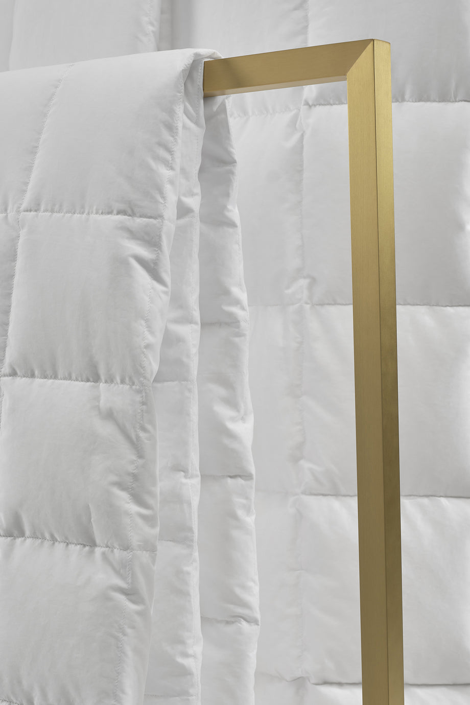 Branta Duvet Inner 100% Kaz Tüyü, 700 İplik Sayılı Mısır Pamuklu, Hafif ve Nefes Alabilir Yorgan