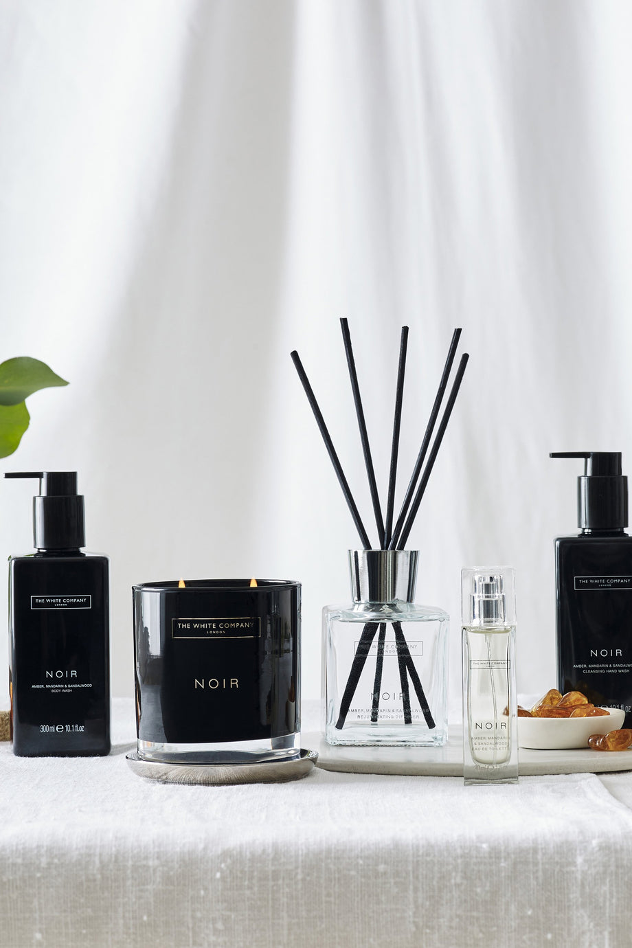 Paris Esintili Mandalina ve Amber Kokulu Noir İki Fitilli Mum