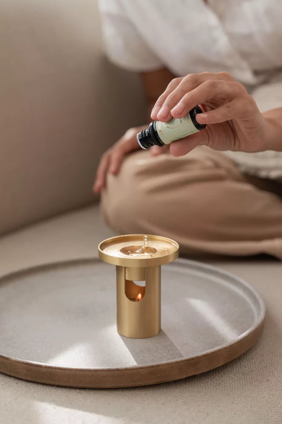 Ember Pirinç Yağ Brülörü, Şık Tasarım ve Huzurlu Atmosfer