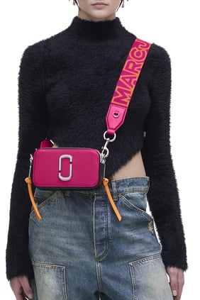 Marc Jacobs Snapshot Çanta - Şık ve Kullanışlı