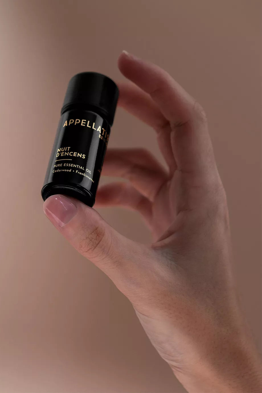 Nuit D'Encens Esansiyel Yağı, Sedir Ağacı, Buhur ve Mür 10ml