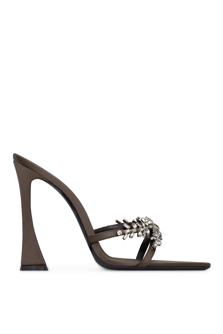 Liz 110 Saten Krepe ve Taşlı Mules