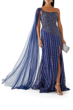 Tek Omuzlu Tül Pelerinli Gece Elbisesi