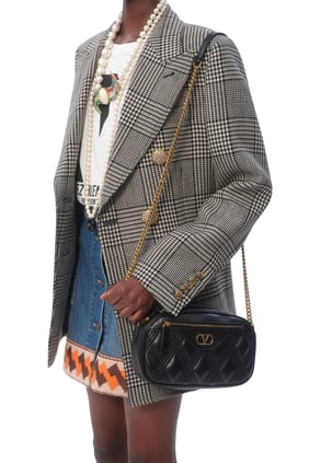 Valentino Garavani Quiltie 67 Orta Boy Omuz Çantası
