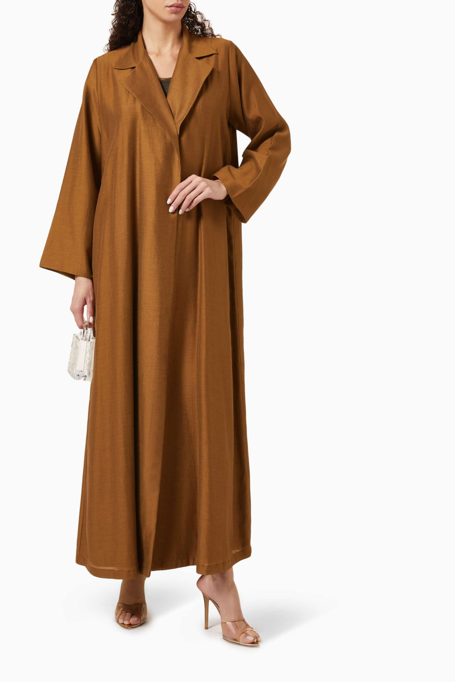 Zamansız Tasarım ve Günlük Şıklık Sunan Notch Collar A-line Abaya