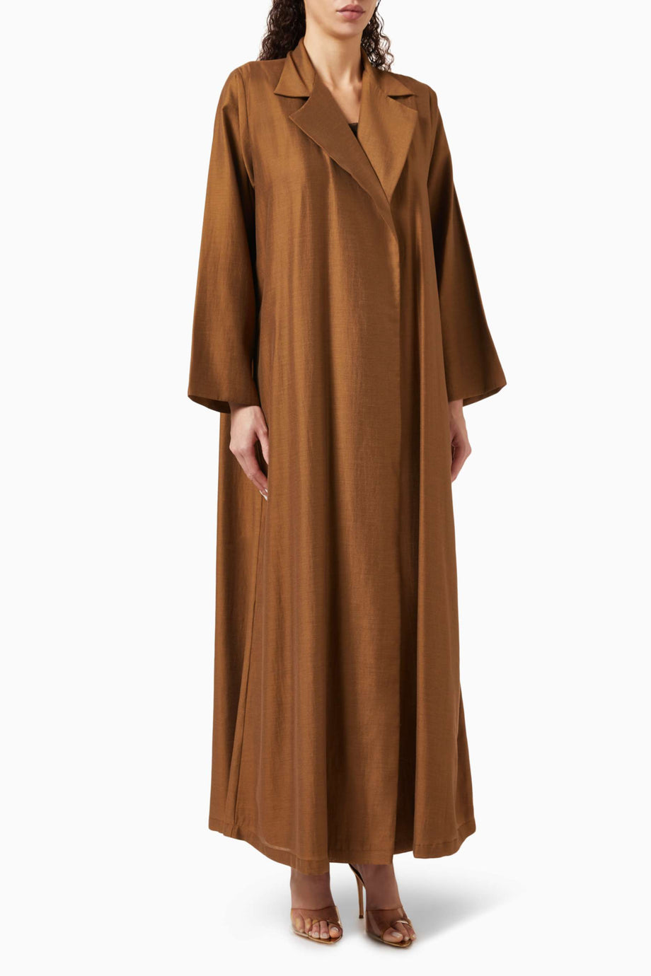 Zamansız Tasarım ve Günlük Şıklık Sunan Notch Collar A-line Abaya