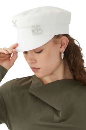 Yün Baker Şapka - Şık ve Modern Aksesuar