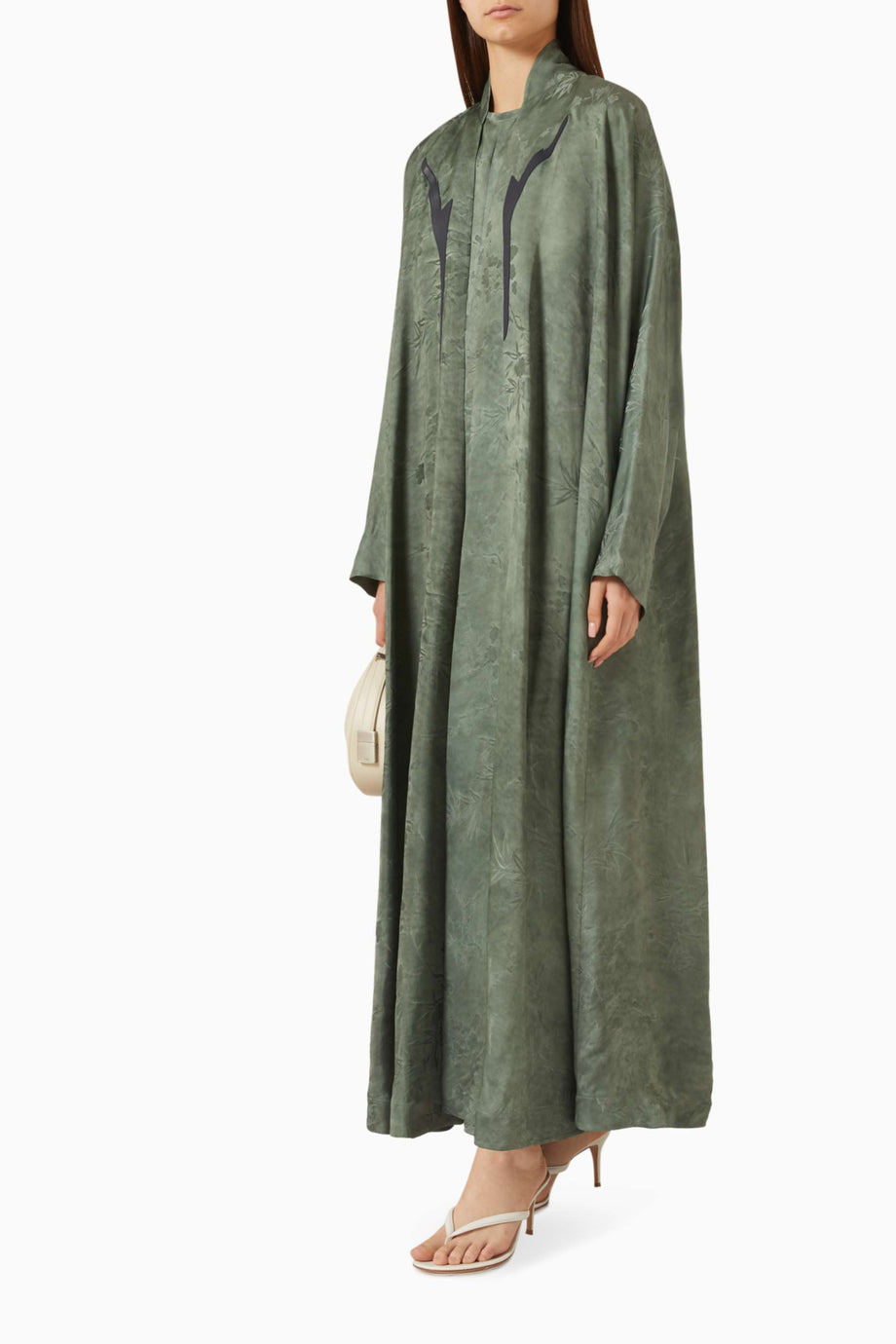 Günlük Şıklık İçin Rahat Kesim Abaya Modeli ile Konfor ve Estetiği Birleştirin