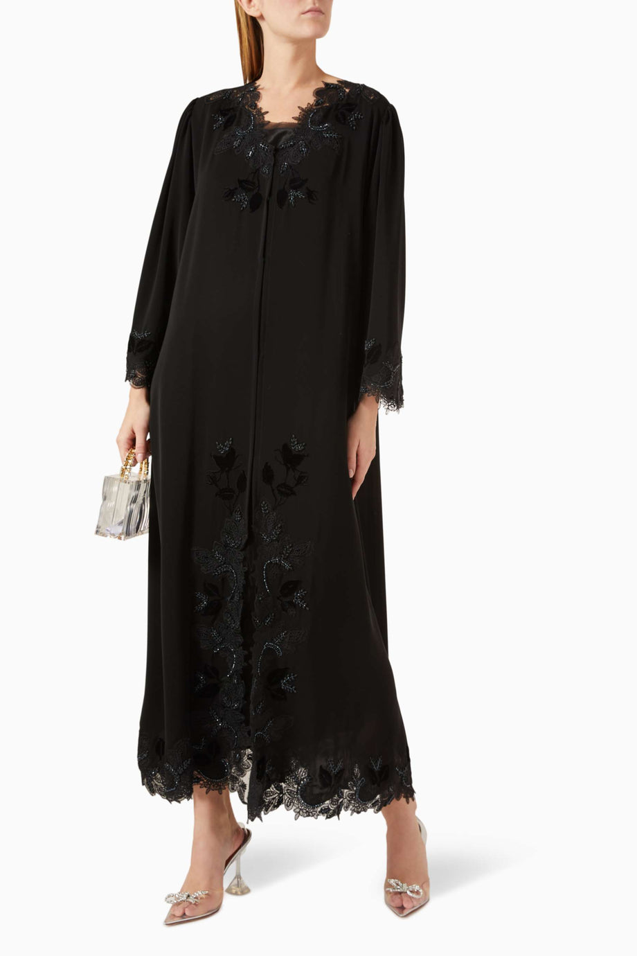 Lace Detaylı Abaya ile Şıklığı ve Rahatlığı Bir Arada Yaşayın