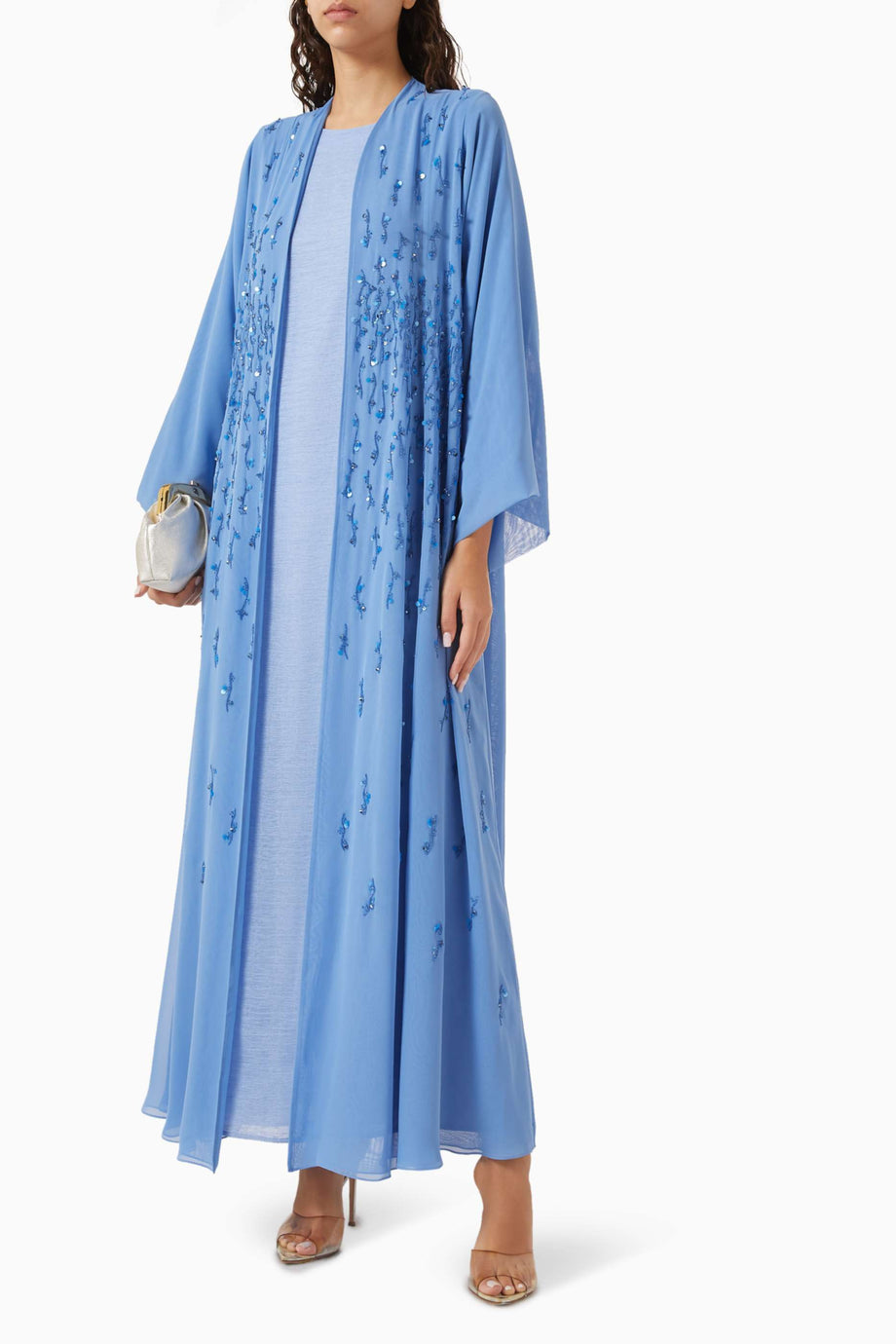 Şık Dantel Detaylı Abaya Seti İle Zarif Modest Giyim Deneyimi