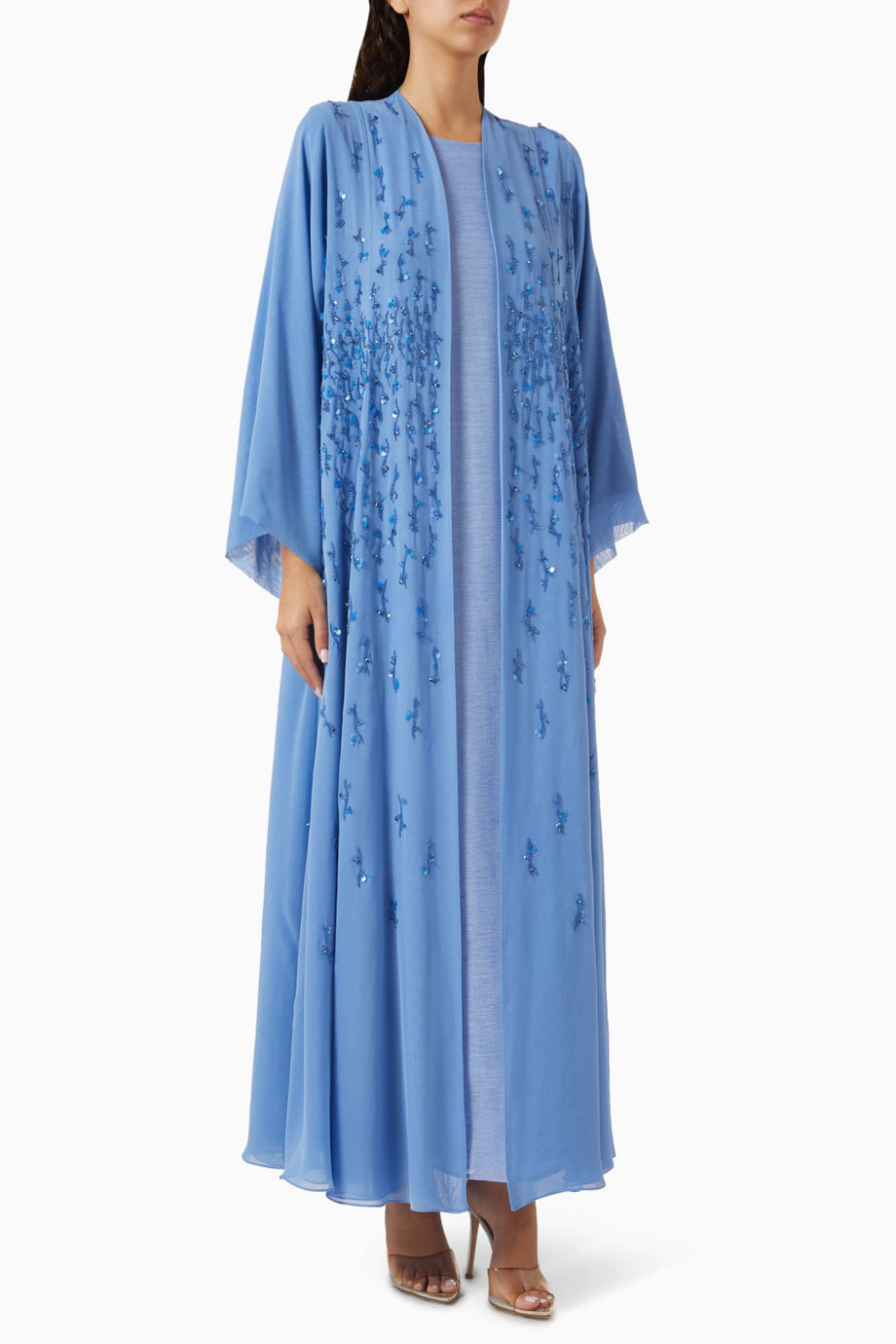 Şık Dantel Detaylı Abaya Seti İle Zarif Modest Giyim Deneyimi