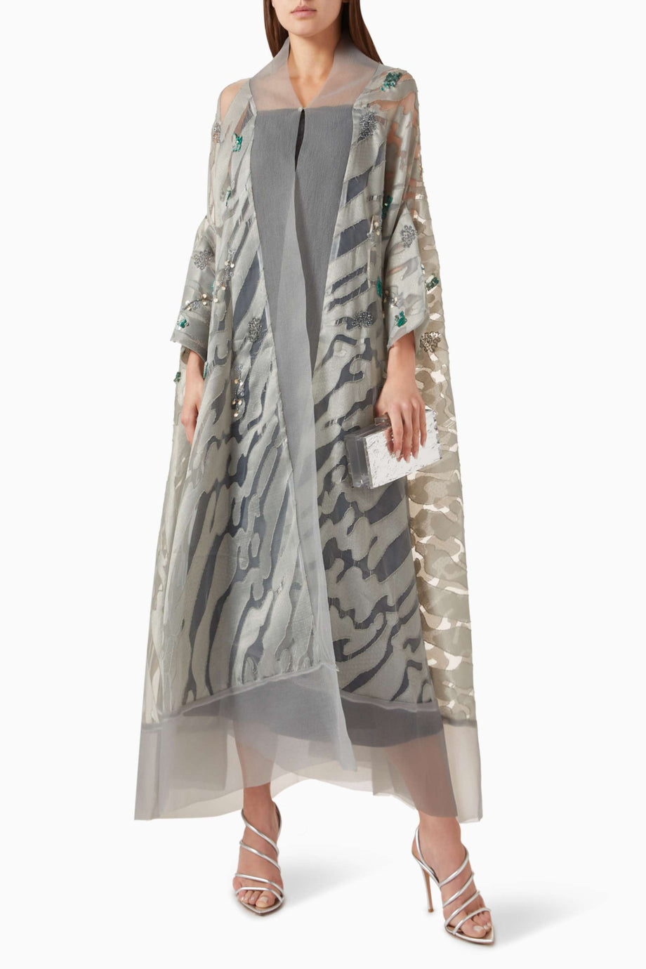 İşlemeli Organza Abaya Konforlu Tasarım ile Zarif Bir Seçim