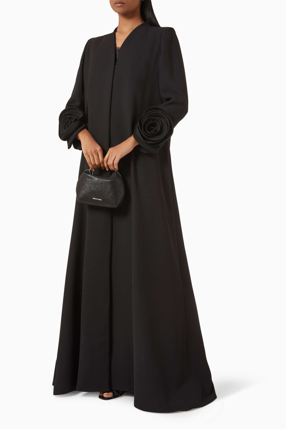 Modern 3D Floral Aplikeli Abaya Zarif Silhouette ve Estetik Doku ile Şıklığı Yansıtıyor