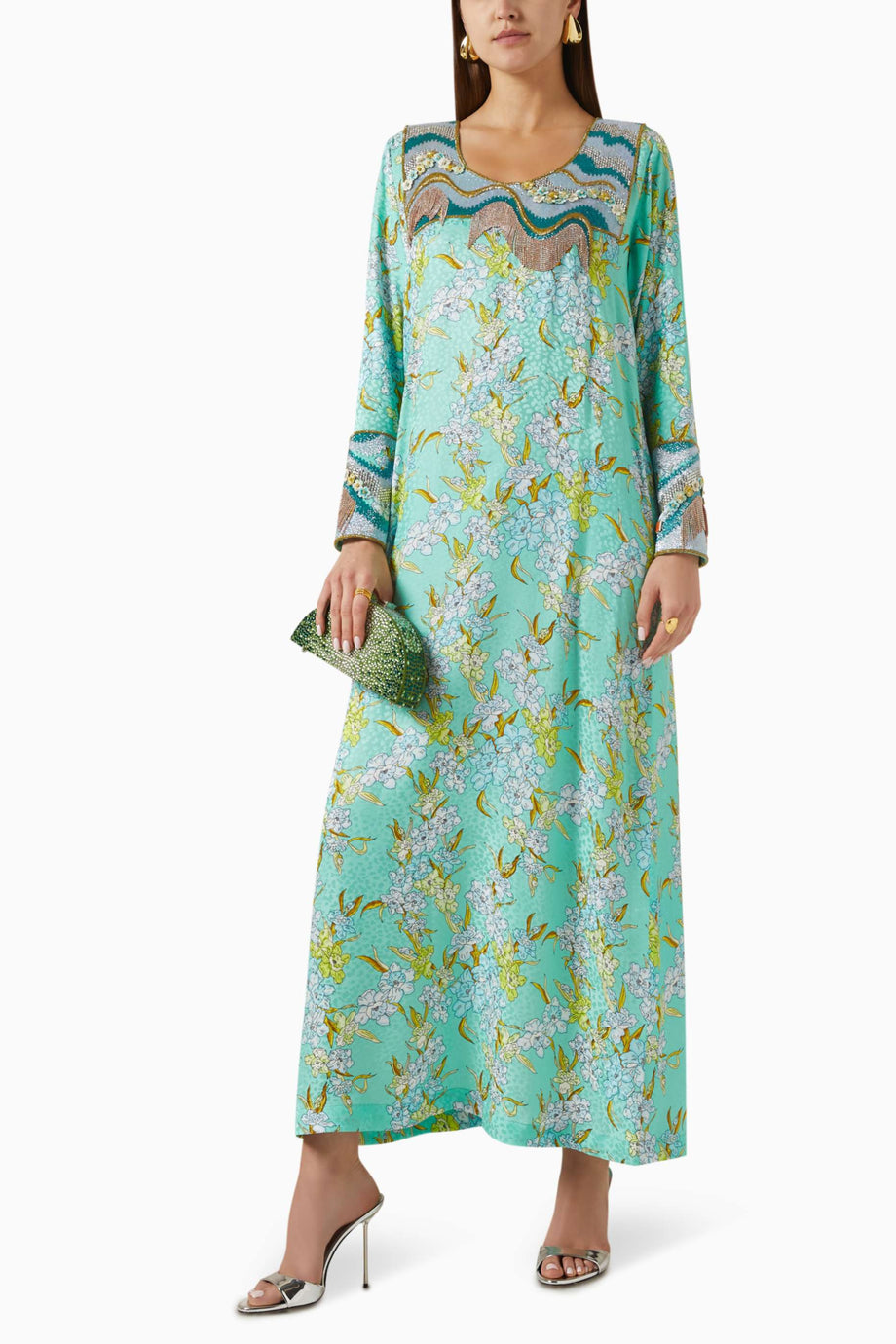 El yapımı işleme detaylarıyla şık ipek jacquard jalabiya modeli