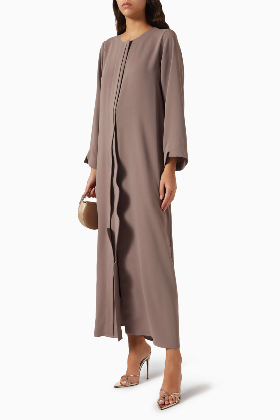 Modern ve Şık Cloud Shadow Abaya ile Zarif Bir Görünüm Elde Edin