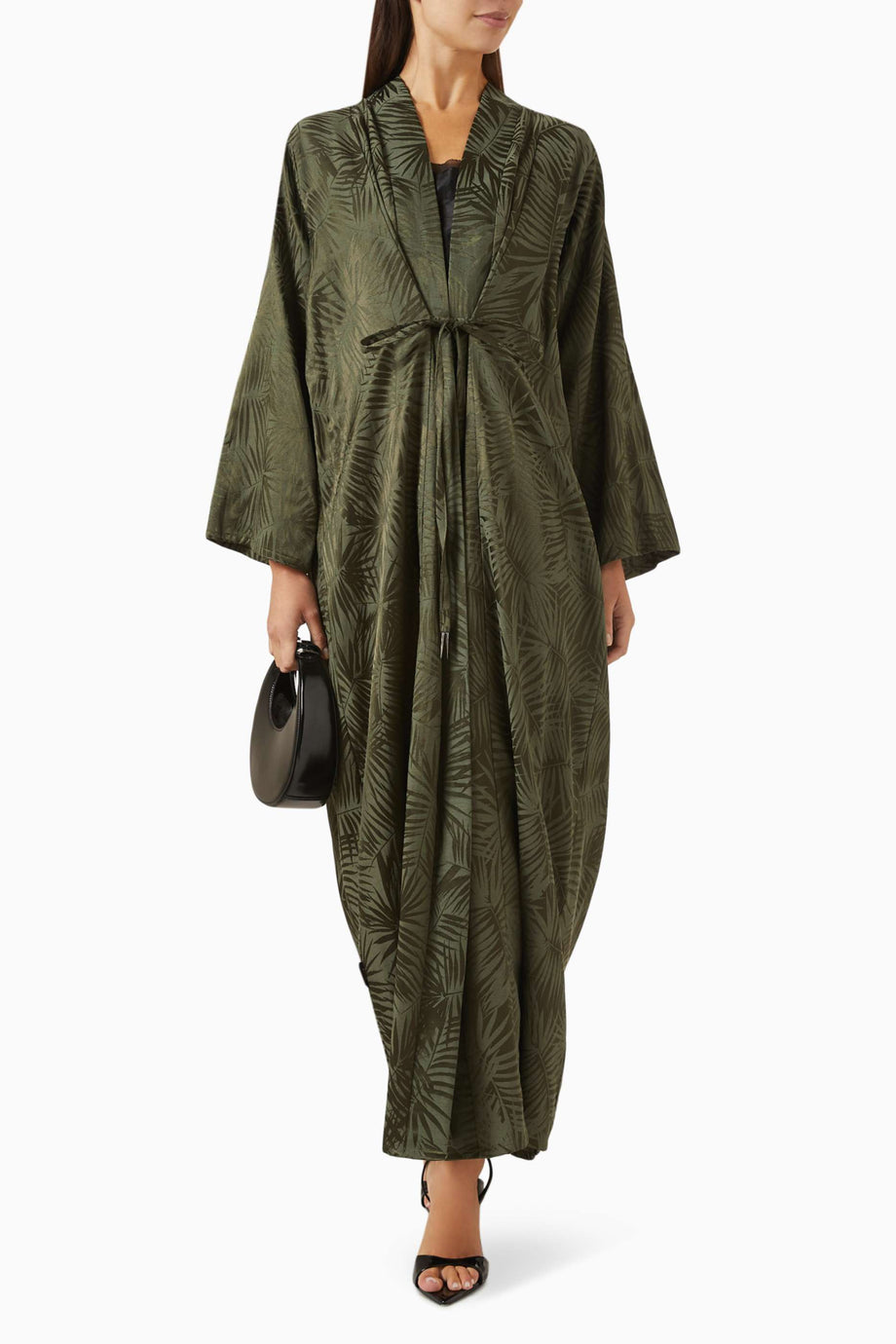 Modern Palm Desenli Kimono Abaya ile Şık ve Rahat Tarzınızı Yansıtın