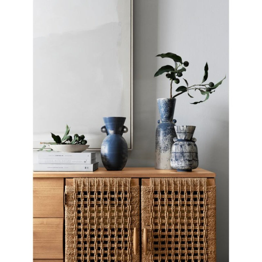 Cel Gourd Beyaz ve Mavi Kulplu Seramik Vazo