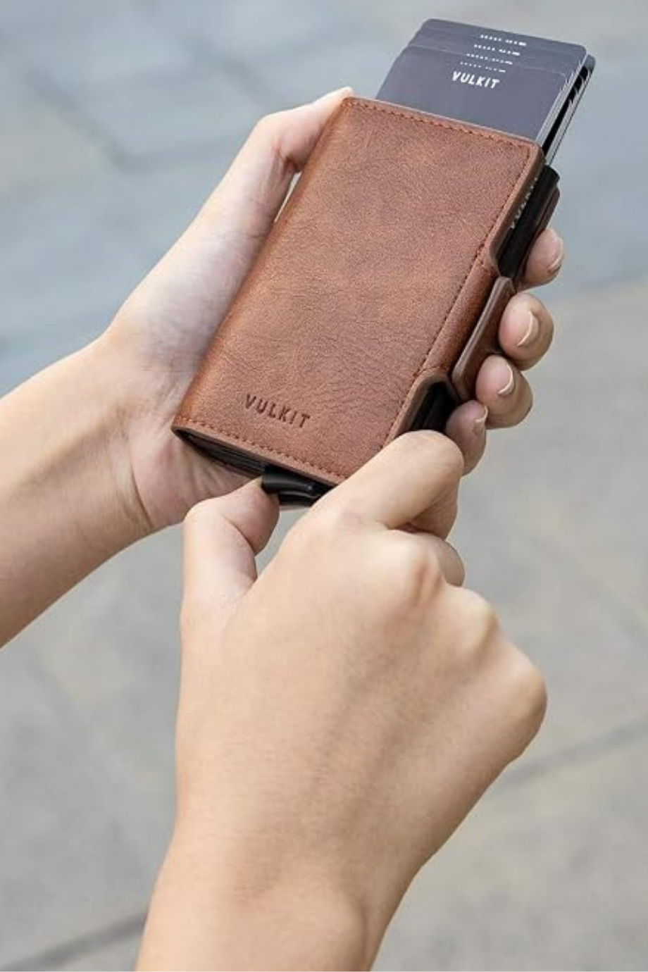 Çift Bölmeli RFID Korumalı Deri Erkek Kartlık Cüzdan