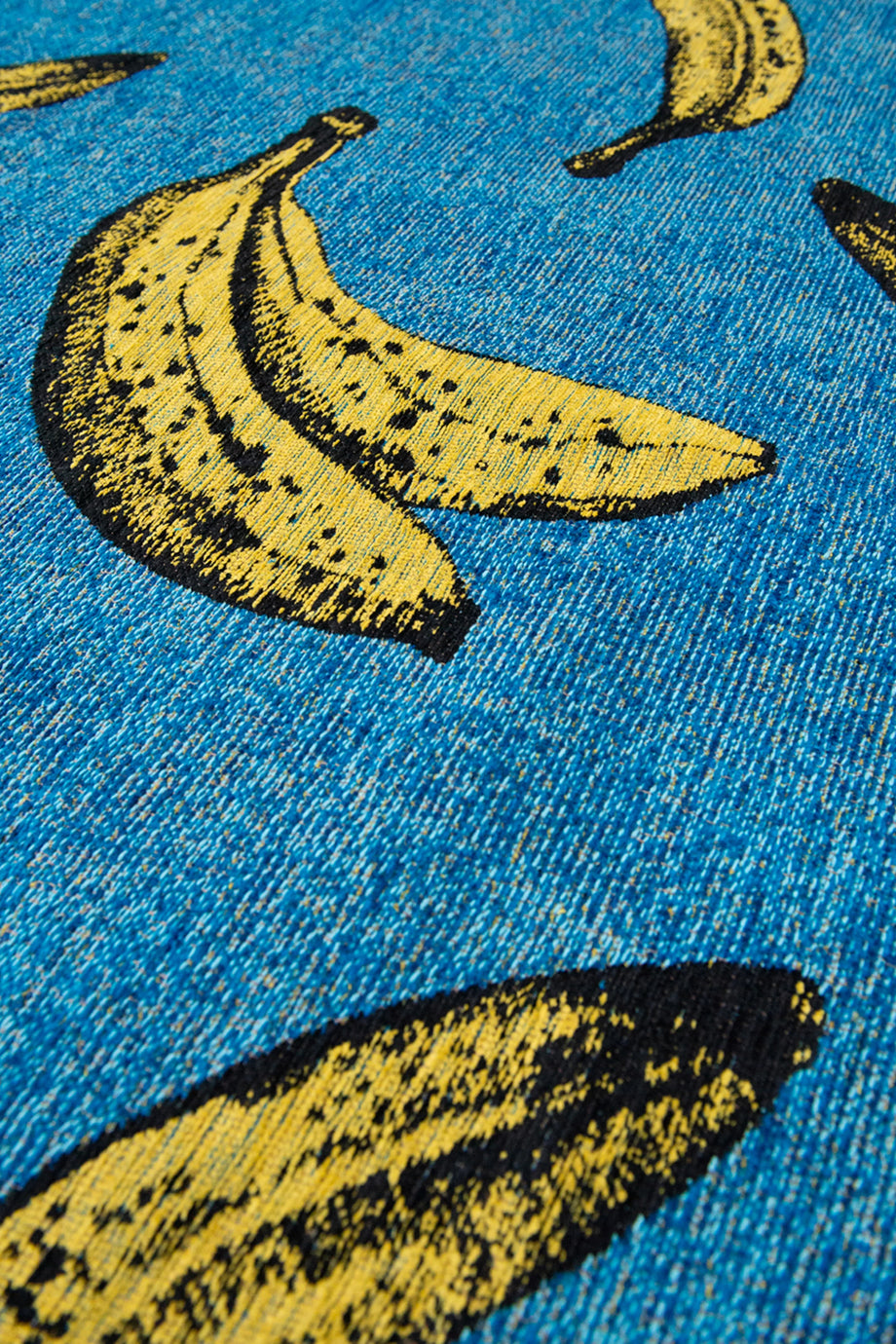 Pop Banana Kaymaz Tabanlı Modern Halı PET Malzeme Zemin Isıtma Uyumlu