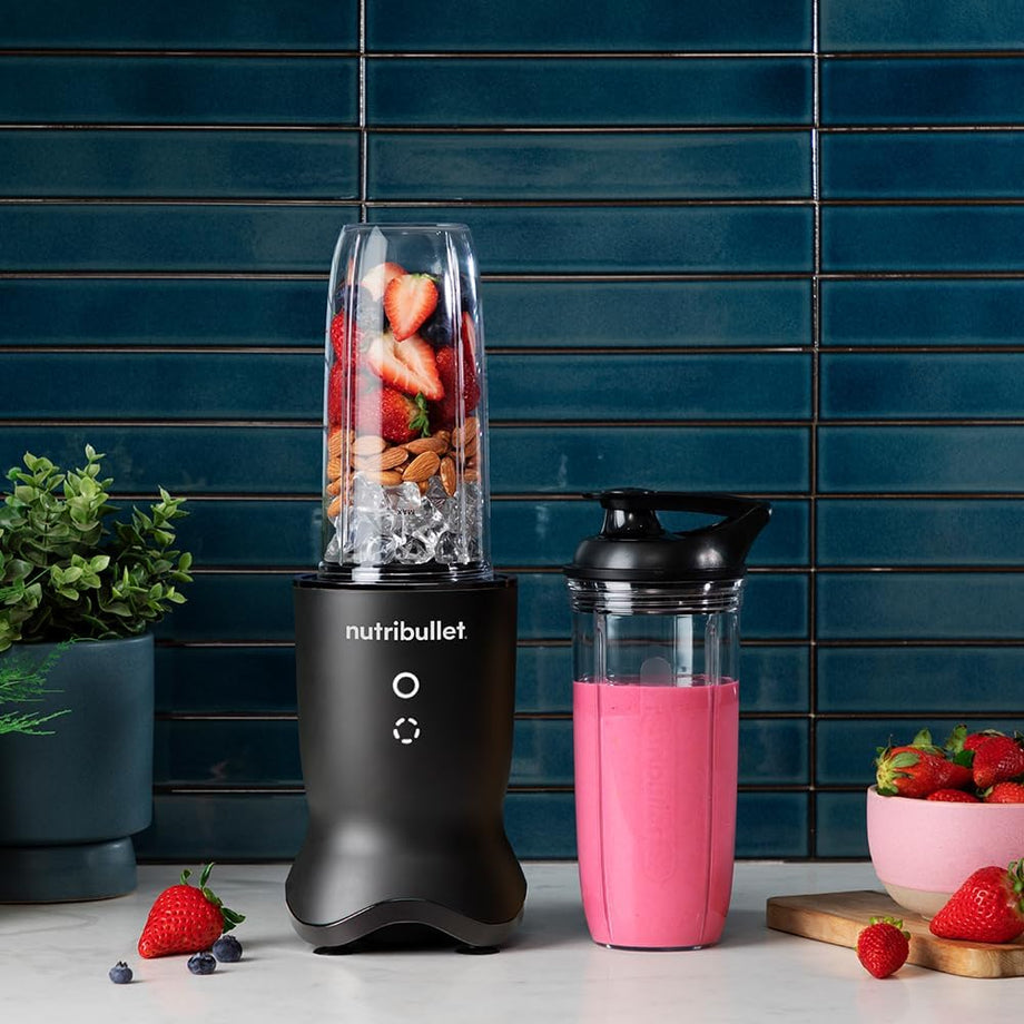 Ultra Blender 900 ml, 1200W, Sessiz ve Güçlü Tasarım
