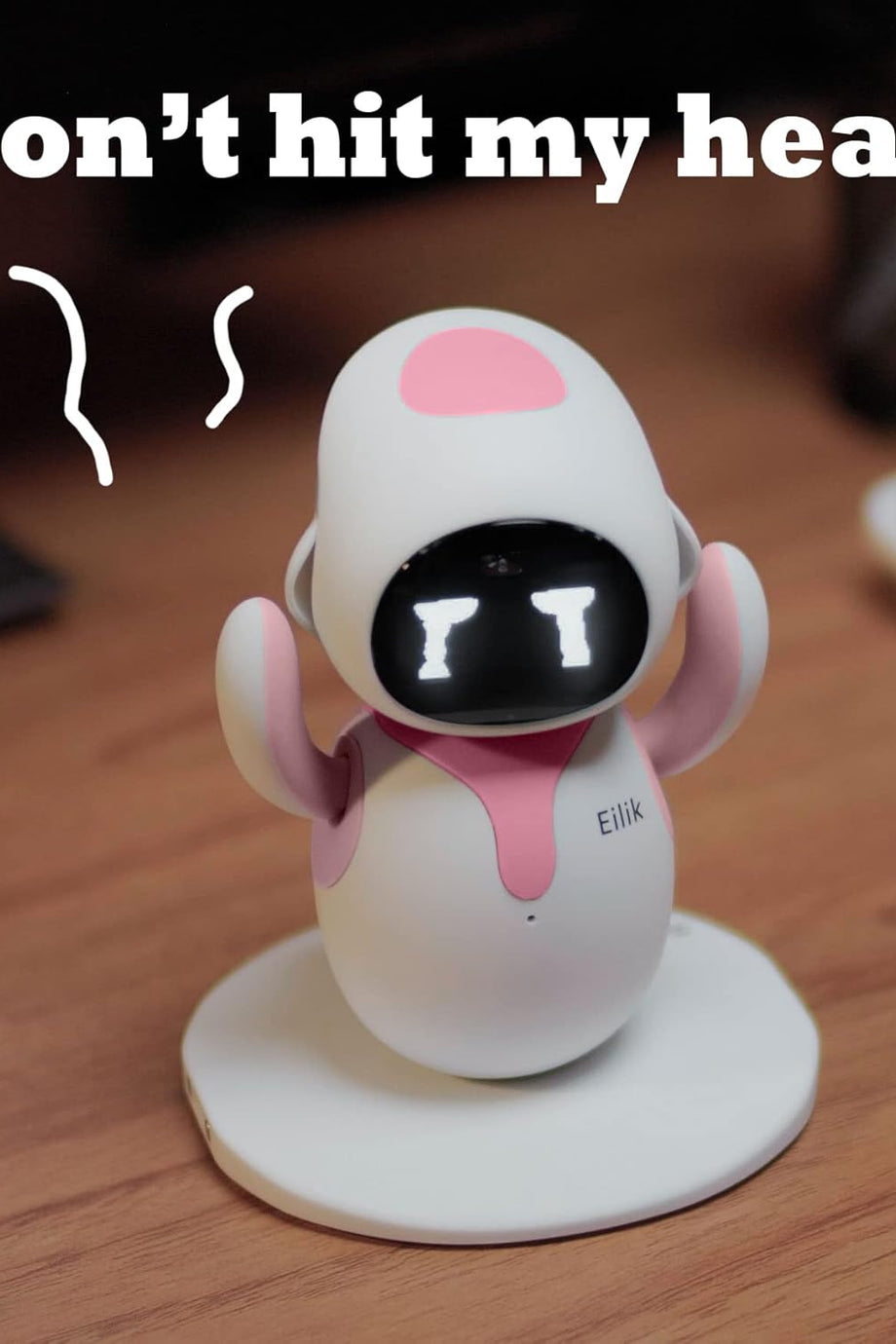 Eilik, Duygusal Etkileşimler ve Animasyonlar ile Akıllı Masa Robotu