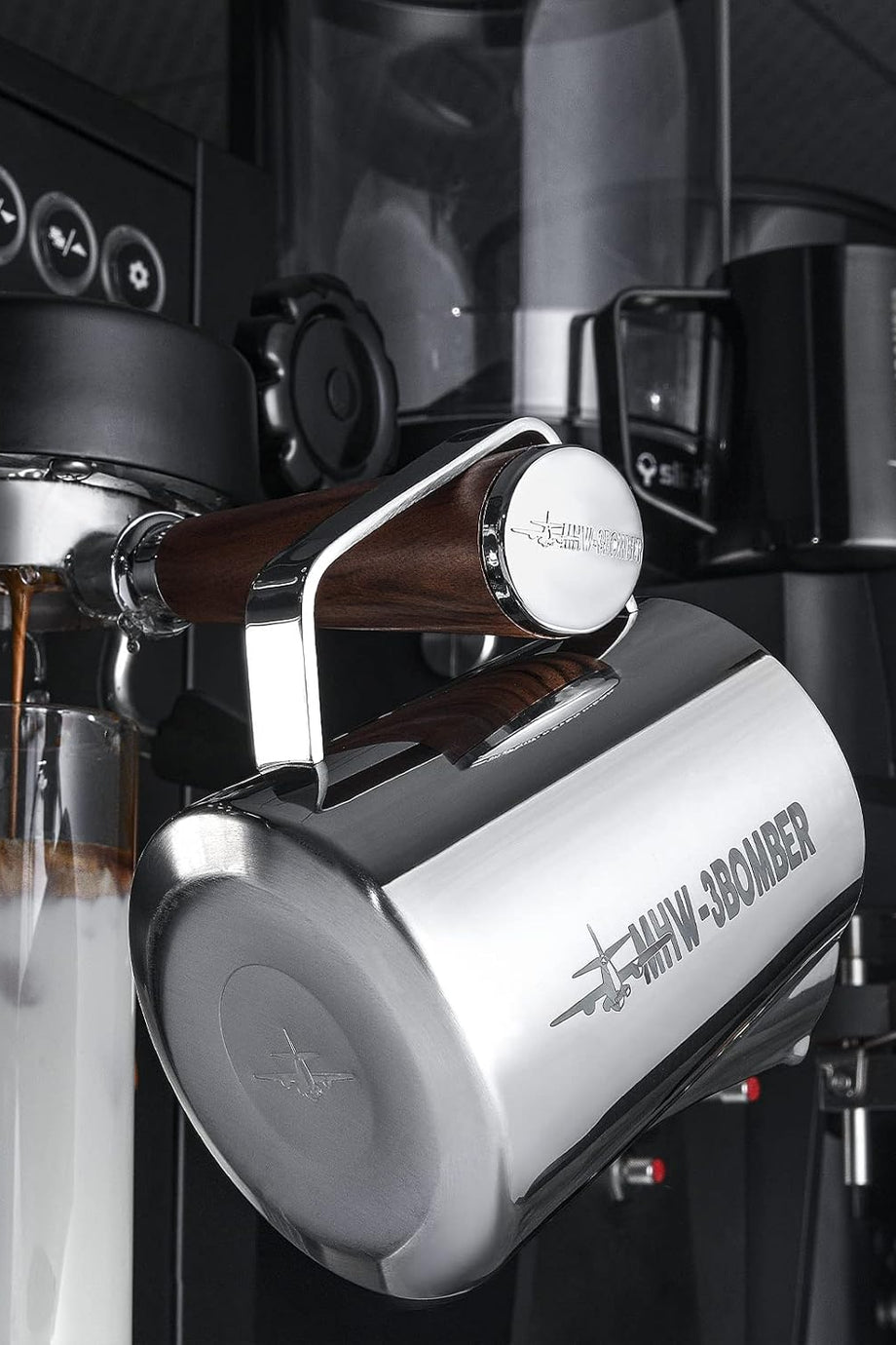 Süt Köpürtme Kabı 5.0, 400 ml, Parlak Metal Tasarım