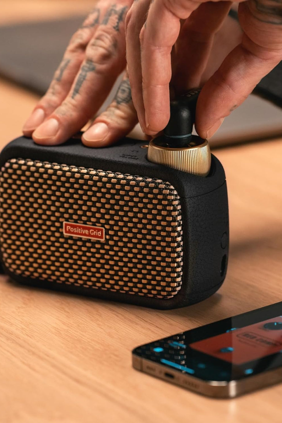 Spark GO Akıllı, Taşınabilir Gitar Amfisi ve Bluetooth Hoparlör (5W)