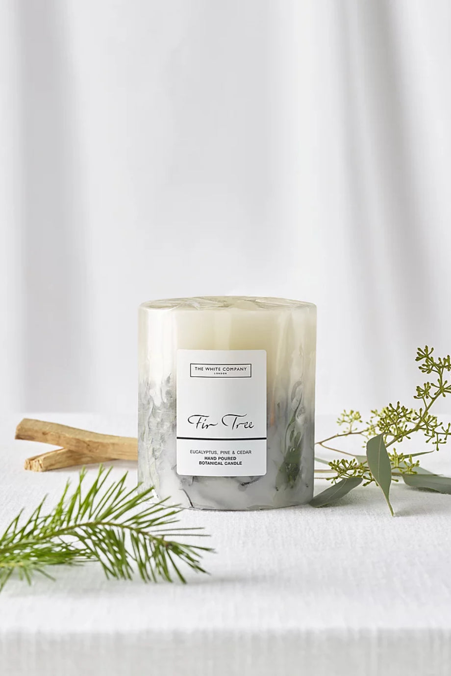 Fir Tree Botanical Orta Boy Dekoratif Kokulu Mum 725 g