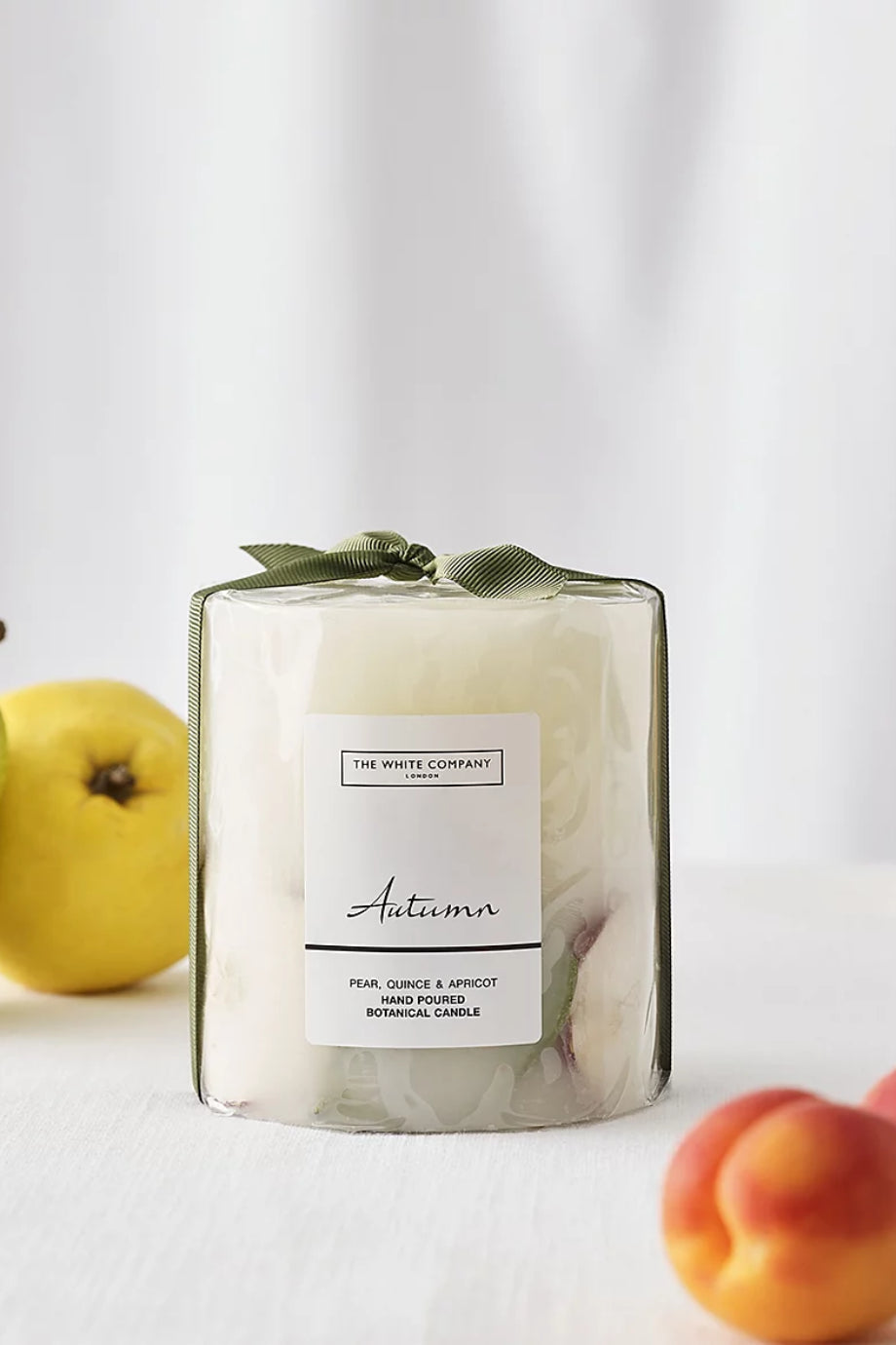 Autumn Botanical Orta Boy Dekoratif Kokulu Mum 725 g