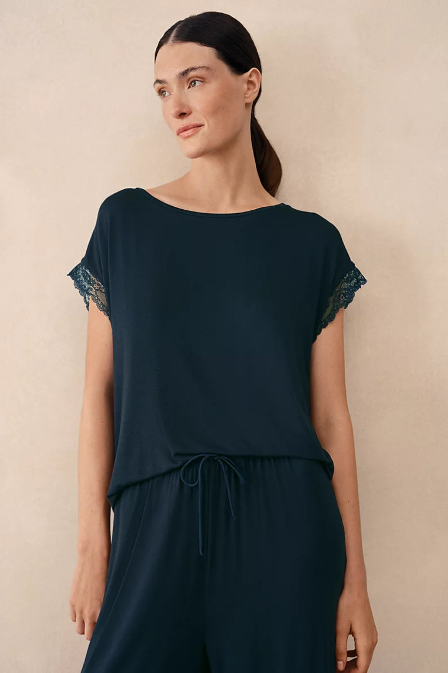Dantel Detaylı Jersey Kadın Pijama Takımı
