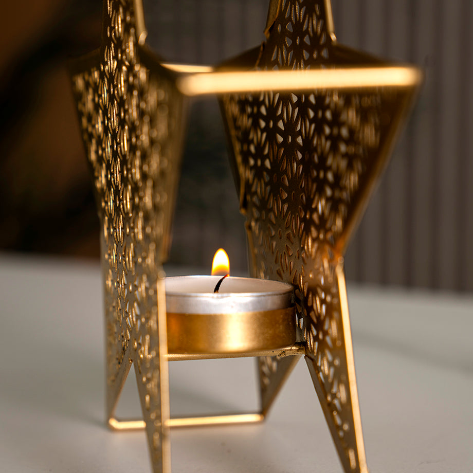 Chloe Metal Yıldız Şekilli Mumluk, Parlak Pirinç Renk Modern Tasarım