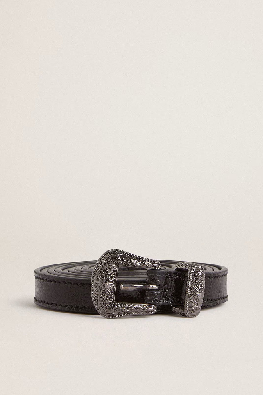 Siyah Deri Kemer Gümüş Tokalı Şık ve Zamansız Aksesuar