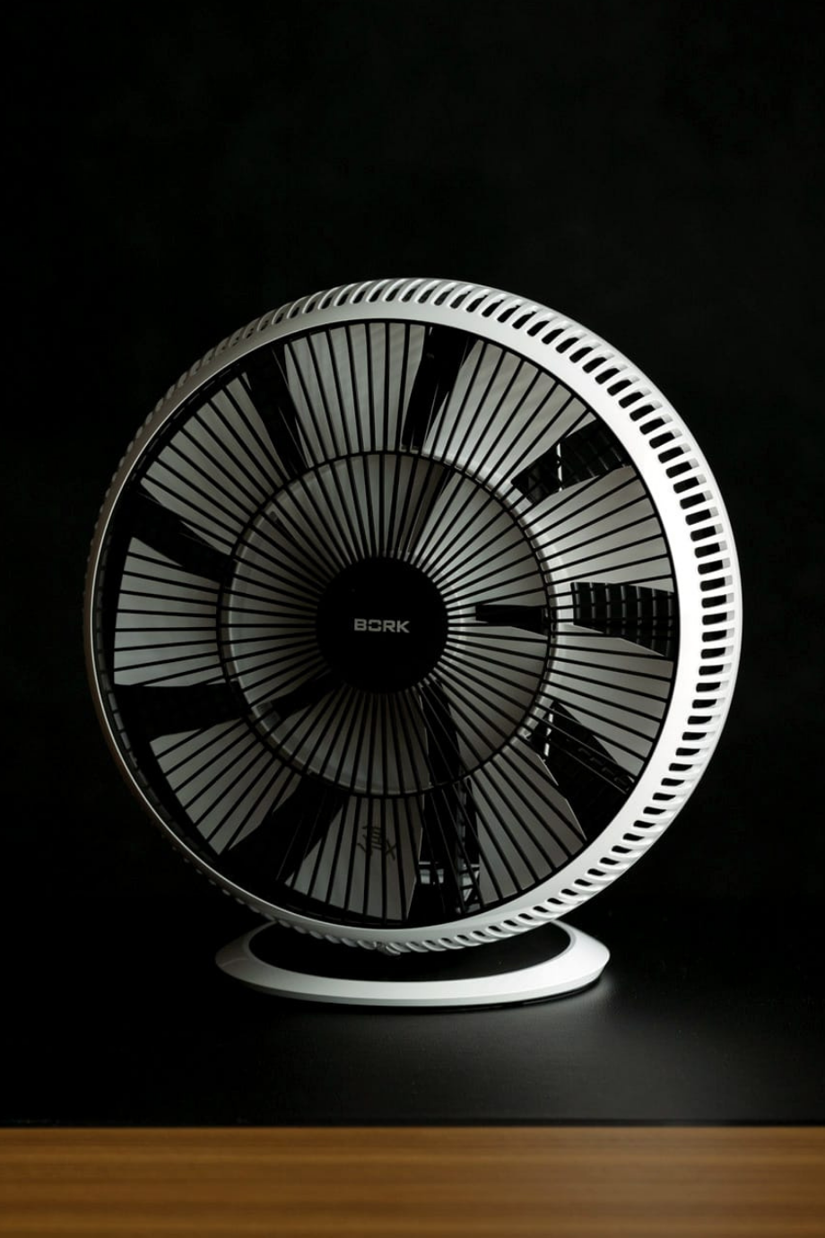 P801 Vantilatör Güçlü ve Verimli Hava Sirkülasyonu