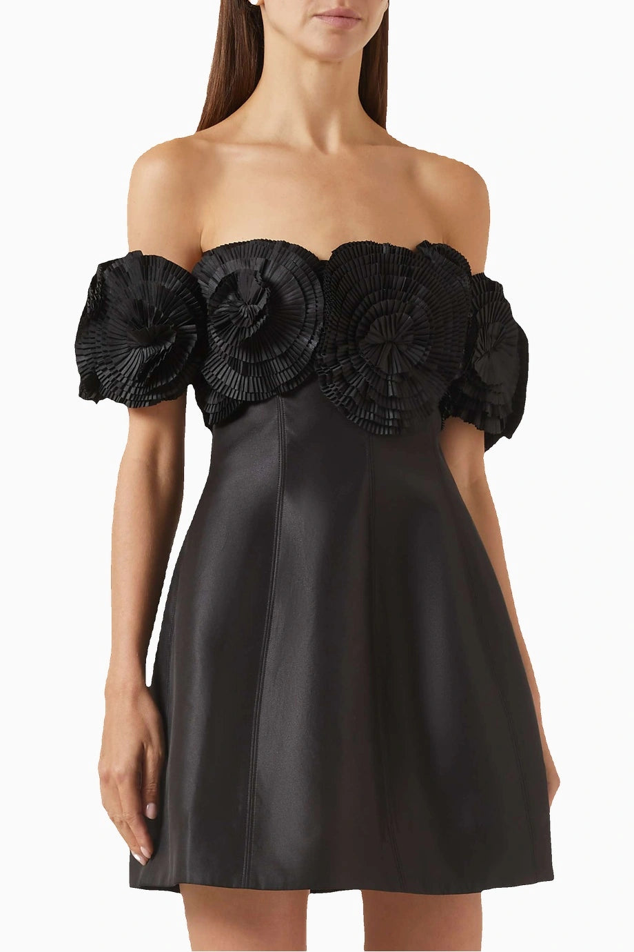 Off-Shoulder Mini Elbise Saten Roset Detaylı
