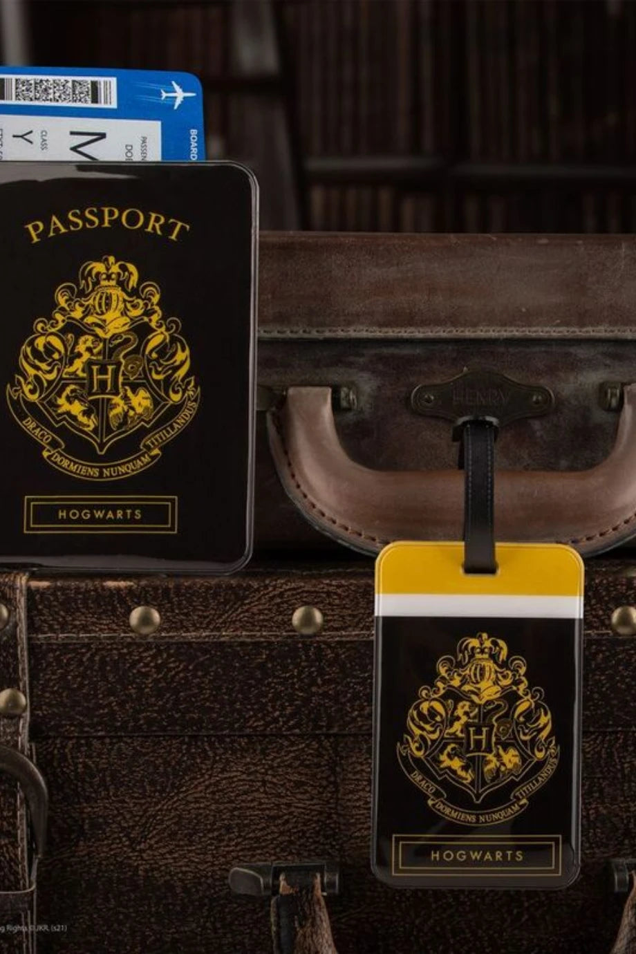 Harry Potter Hogwarts Pasaport Kılıfı ve Valiz Etiketi Seti