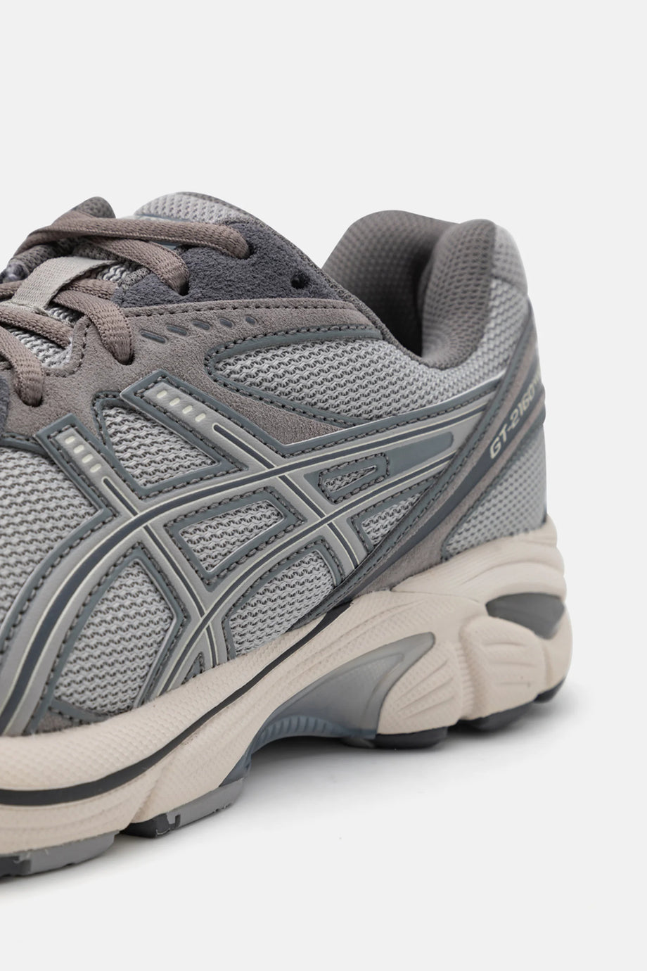 GT-2160 Unisex Spor Ayakkabı, Çimento Grisi, Deri ve Tekstil Üst Yüzey, Konforlu ve Şık Tasarım