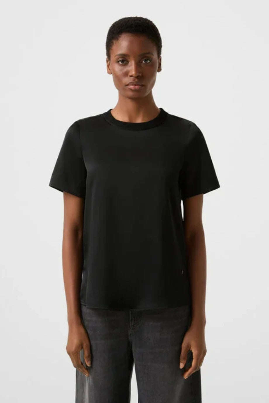 Dylan Rib Yaka ve B-Signé Detaylı Saten Kadın Bluz