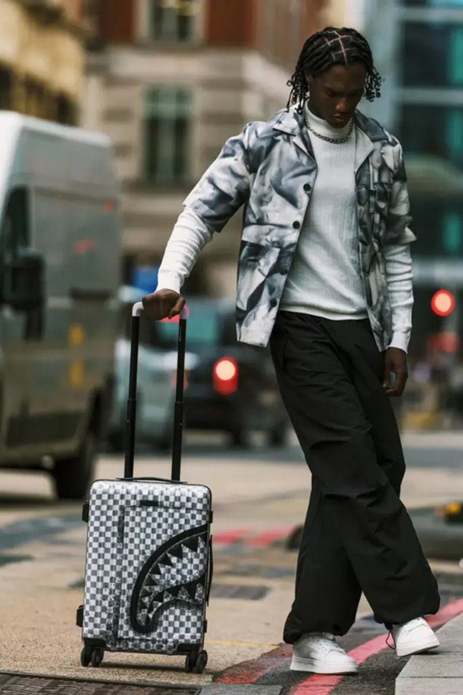 Red Stencil Shark Kabin Boy, Polikarbonat TSA Kilitli Unisex Seyahat Valizi