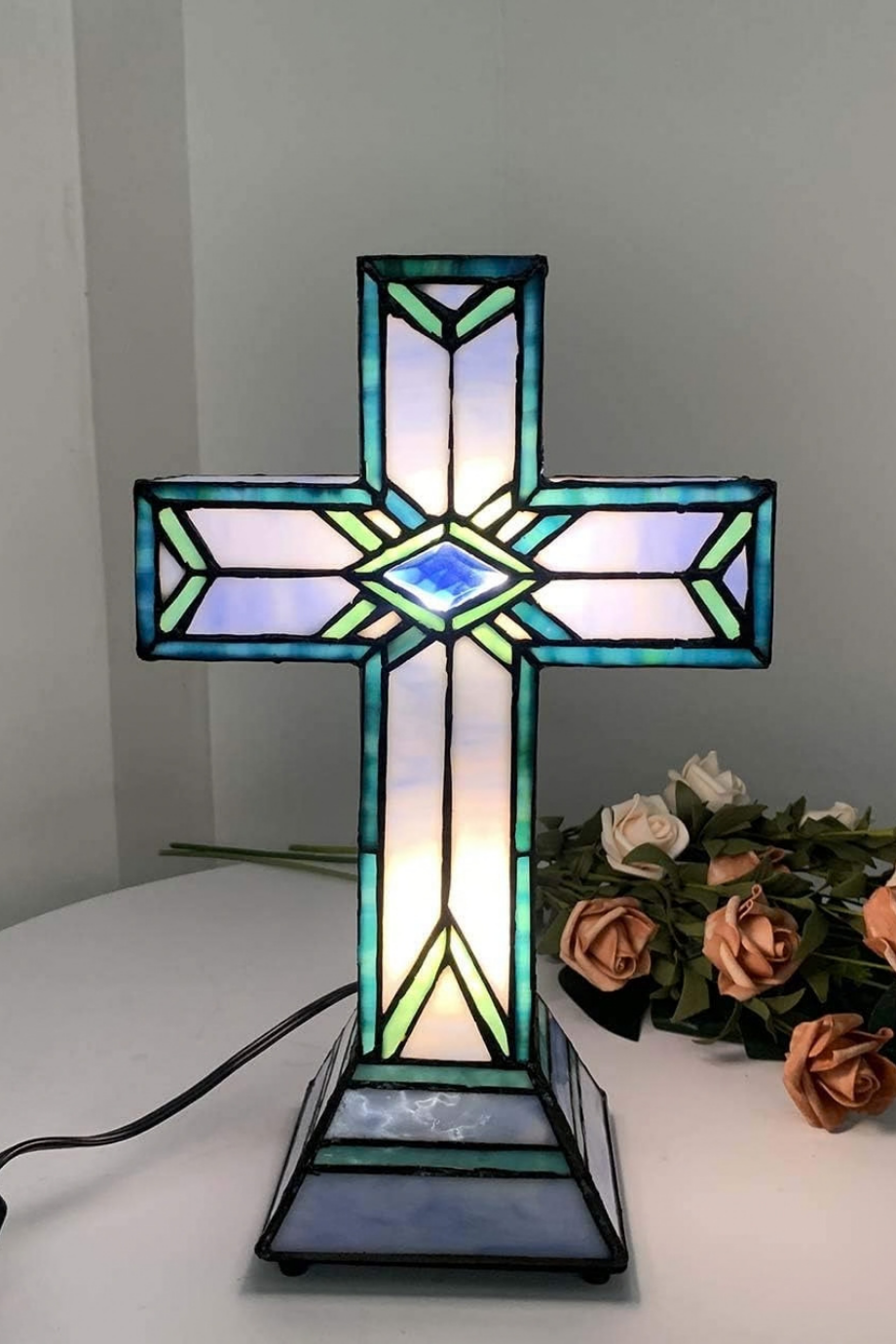 Latin Cross Tiffany Stil, El İşçiliği Vitray Cam Masa Lambası