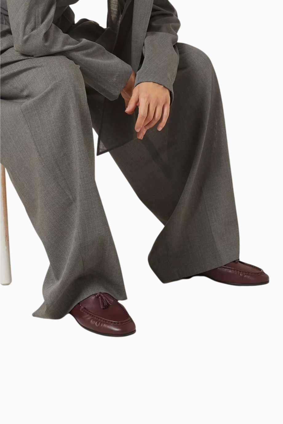 Finn Bordo Süet Slip-on Loafers, Püskül Detaylı Şık ve Zarif Tasarım